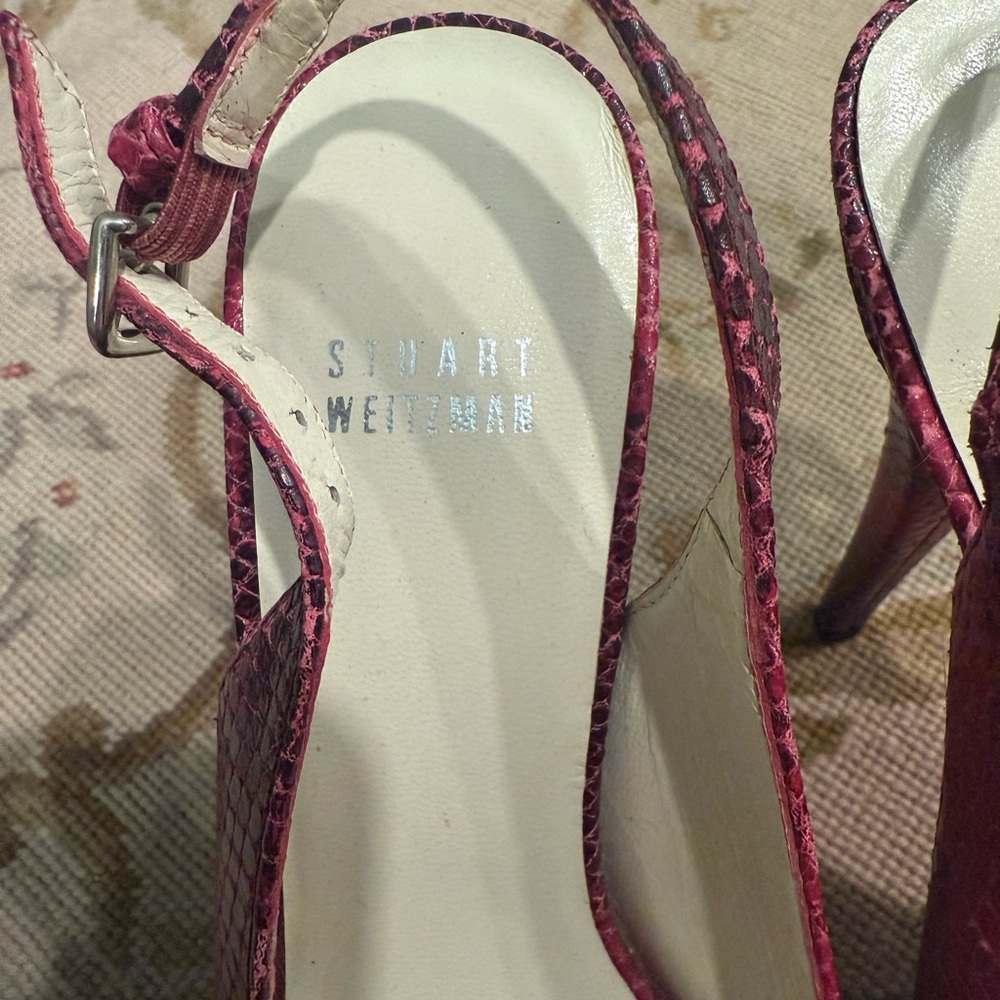 Stuart Weitzman - Picture 2 of 6